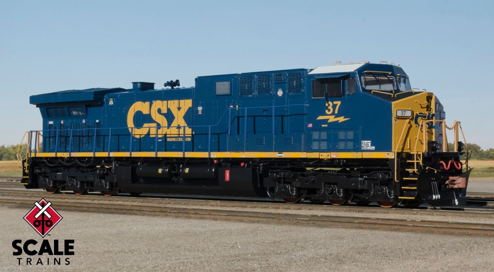 CSX Railroad AC4400CW #6 With a Coal Train Water Bottle